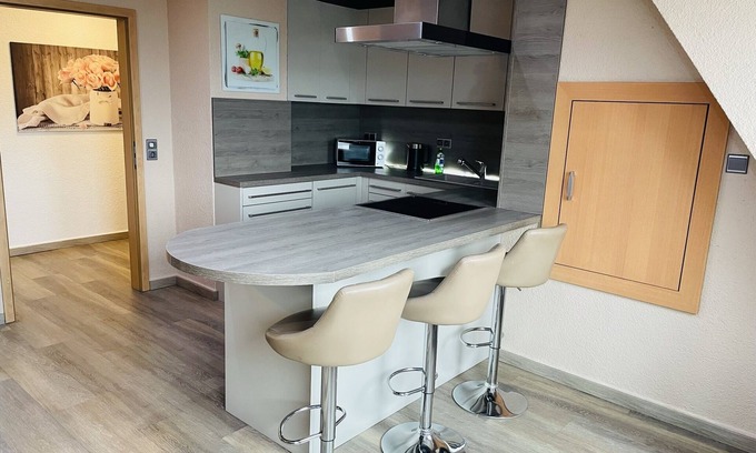 Bad Oeynhausen Apartment | Convenient Getaway at EasyStay#3: Netflix & Spa Access