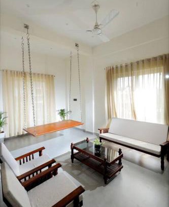 Palakkad House | Discover Eazy Homes: Family-Friendly with Breakfast Included