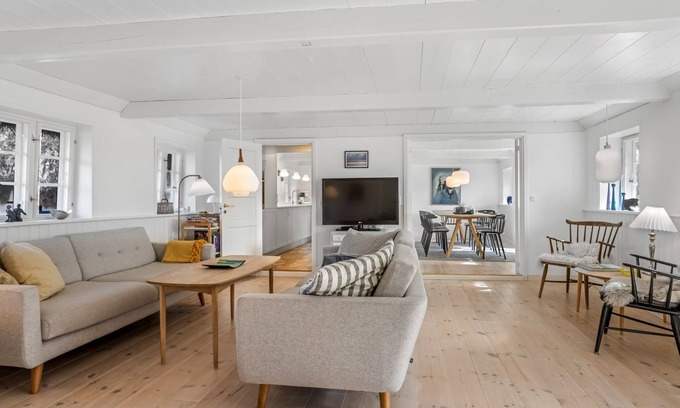 Læsø House | Relax at Eberta - 400m from the Ocean with Spa & Hot Tub