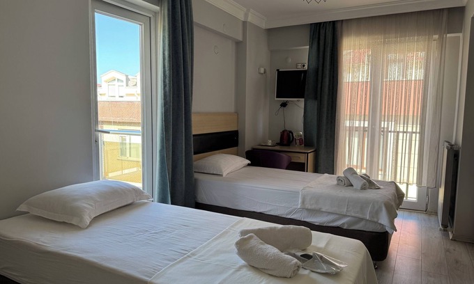Atakum Hotel | Discover Ece Han Butik Otel: Family-Friendly with Kitchen