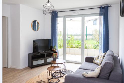 Osny Apartment | Discover Family-Friendly Comfort at Echappée belle Osnyssoise