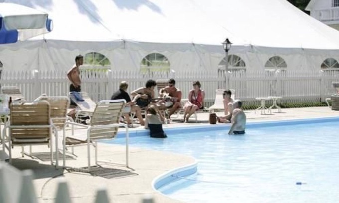 Ludlow Bed & Breakfast | Discover Echo Lake Inn: Family-Friendly Retreat with Spa