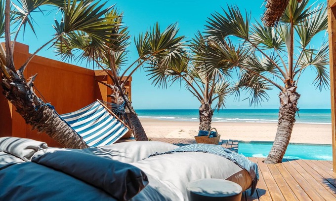 Inhambane Cabin | Unique Eclectic Beach Retreat with Pool & Dining Options
