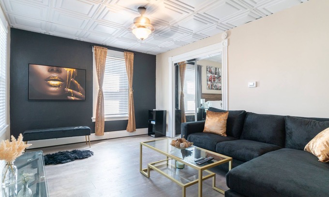 Meriden Apartment | Stylish Newly Renovated 2Br Apartment with Breakfast and More