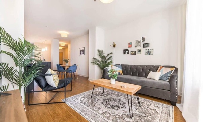 Macon Apartment | Historic Downtown Apartment with Scenic Views & Great Amenities
