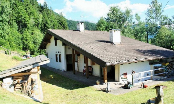 Sover Ski Chalet | Eco Chalet Nonno Silvano: Guest Rated 9.2, Pet Friendly Stay