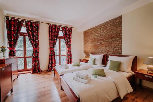 Kosice Old Town Hotel | Eco-Friendly Hotel Dália: A 4-Star Retreat with Hot Tub