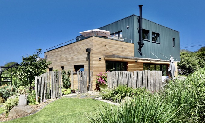 Tregastel House | Oceanfront Eco Gîte: Les Flots, Rated 10/10 by Guests