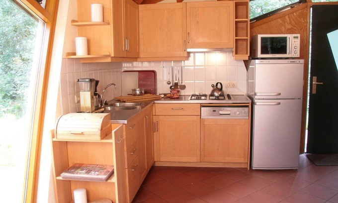 Herpen House | Eco-Friendly Holiday Home with Wood Stove in Nature