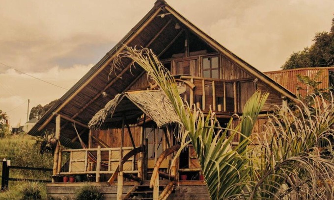 Libano Ski Chalet | Relax at Eco Hotel y Cabaña Dos Búhos: Pet Friendly Retreat
