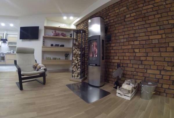 Smol'Ninskoe Apartment | Inviting Eco Mansarda on 8 Sovetskaya - Guest Rated 10/10