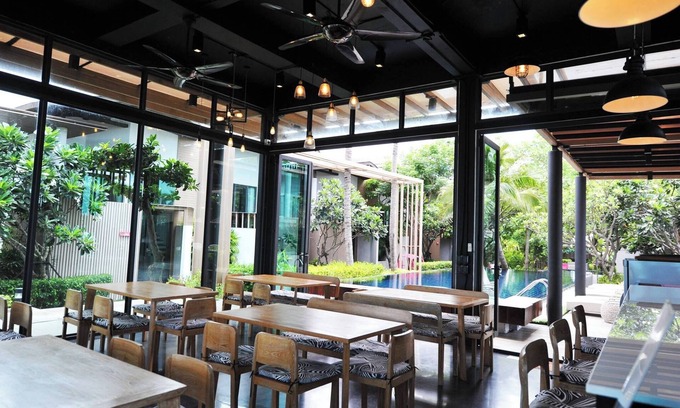 Laem Phak Bia Hotel | Experience Eco Moment Beach Resort Hadchaosamran Awaits
