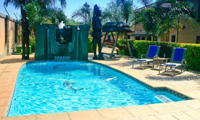 Zwartkop Hotel | Eco Park Lodge: Family-Friendly Retreat with Pool & Breakfast