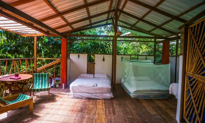 Sapzurro House | Cozy Ecocabaña Rosa María with Oceanfront Views