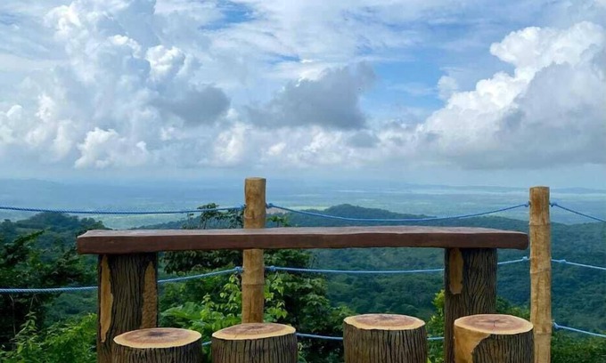 Piojo Hotel | Ecohotel La Reserva: Relaxing Retreat with Pool & Spa