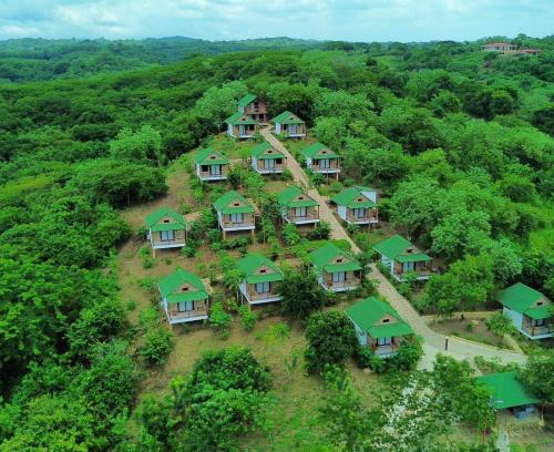 Usiacuri Hotel | Ecohotel Summer Usiacuri: Top-Rated Oceanfront Retreat