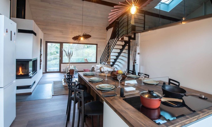 Vieille-Toulouse Cabin | Eco-Friendly Ecolodge Near Toulouse with Pool and Spa