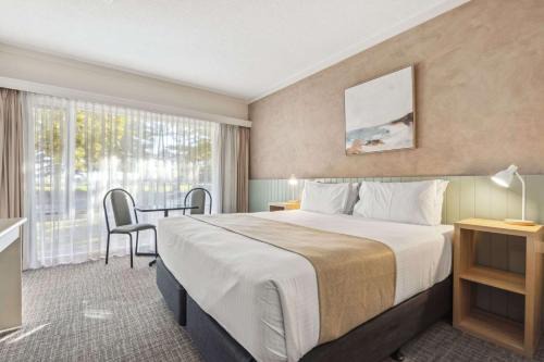 Glenelg Cabin | Family-Friendly Glenelg Dockside Motel with Great Reviews