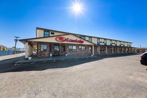 Dumas Cabin | Pet-Friendly Econo Lodge Dumas - Rated 8.3 by Guests