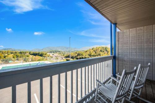 Waynesville Hotel | Budget-Friendly Econo Lodge in Waynesville with Great Amenities