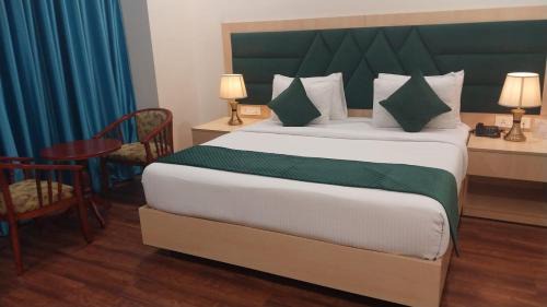 Anakapalle Hotel | Elegant ECONOH HOTEL: 5-Star Stay with Spa & Dining