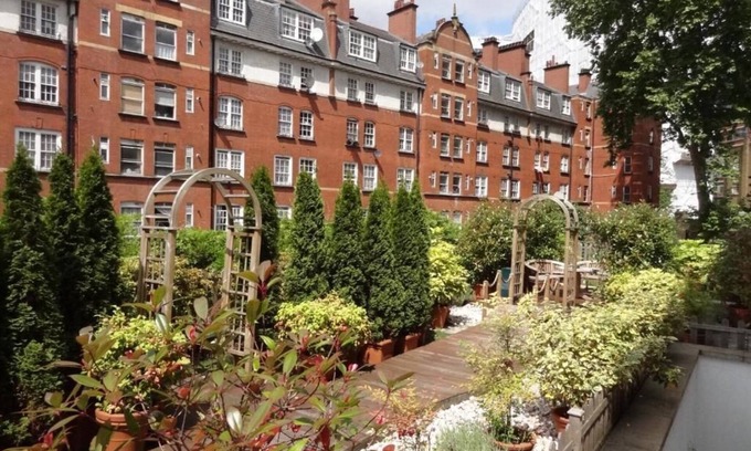 St. Pancras Apartment | Budget-Friendly Studios in Bloomsbury Near Major Attractions