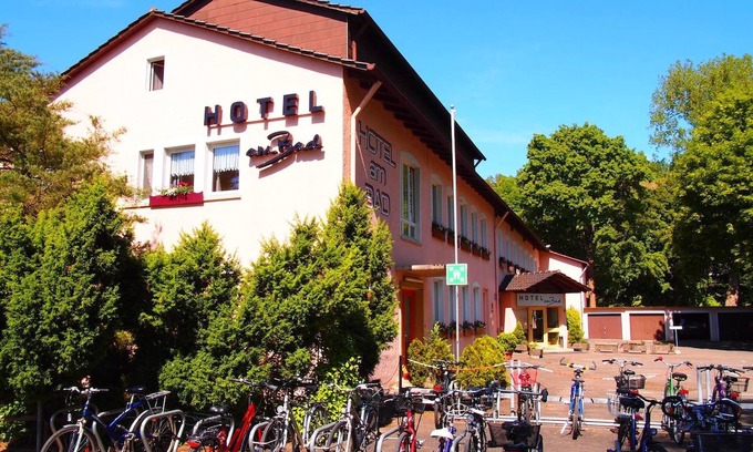 Tuebingen Apartment | Budget-Friendly Einzelzimmer with Shower and Breakfast