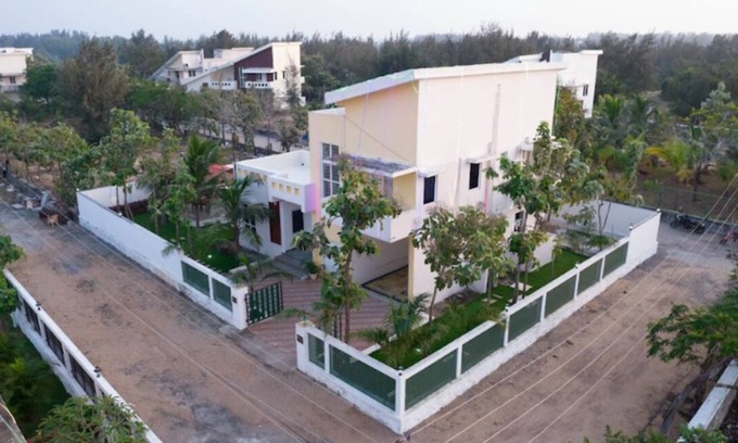 Cheyyur Villa | Relax at ECR Inn: Family-Friendly with Pool & Breakfast