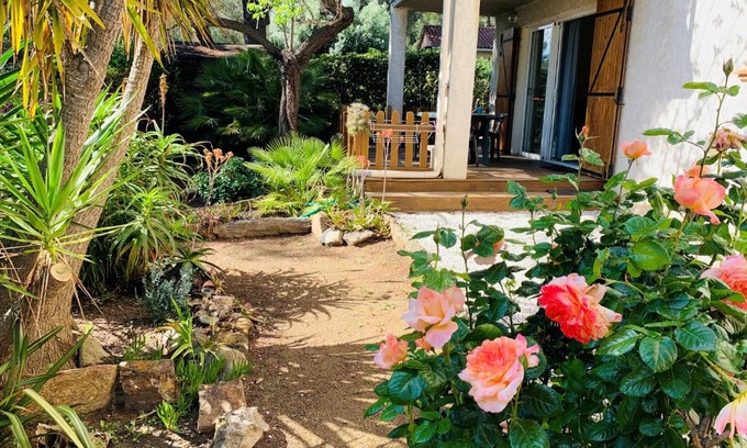 Le Lavandou Apartment | Tranquil Retreat at Ecrin de Verdure - Guest Rated 9.2