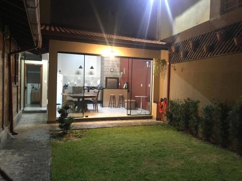 Varzea do Ranchinho House | Top-Rated Residência Mello Silva: Pet & Child Friendly Stay