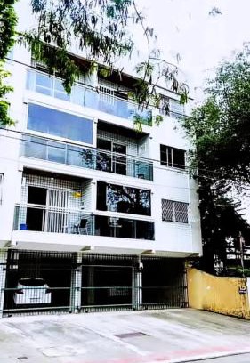 Jardim da Penha House | Pet Friendly Getaway at Edifício Real Madrid – Rated 9.7/10