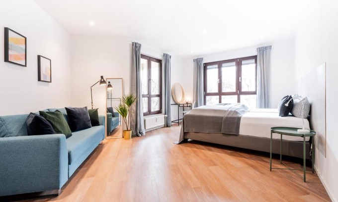 Dom Pedro Apartment | Serene Stay at Eddy's Rest & Relax - Neuhausen