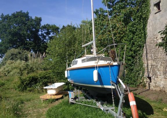 Bazouges-la-Perouse Boat Rental | Oceanfront Retreat at Edel de la Touche Balard Hotel