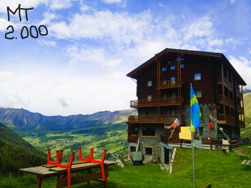 Champoluc Hotel | Discover Edelweiss Hotel Champoluc - Pet Friendly Retreat