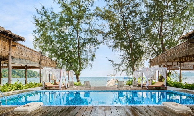 Koh Rong Sanloem Hotel | Delightful Eden Beach Resort with Pool and Spa Amenities