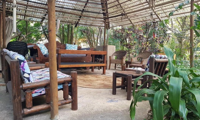 Port Shepstone House | Relax at Eden by the Sea: Family-Friendly & Pet Welcoming