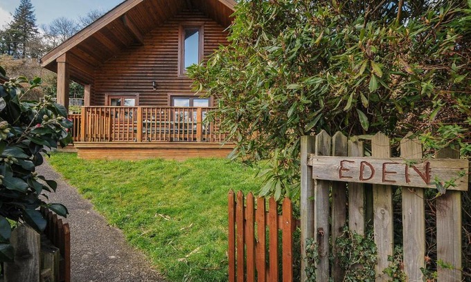 Saint Breward House | Discover Eden: A Family and Pet-Friendly Retreat