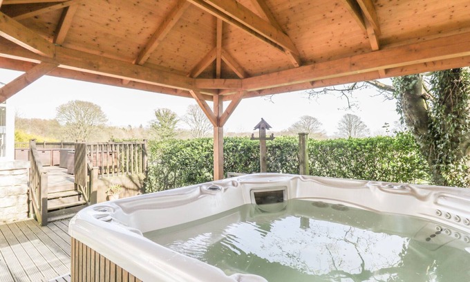 Bardsea Cottage | Discover Eden Lodge: Pet-Friendly Haven with Spa & Hot Tub