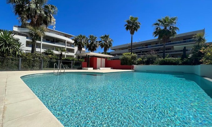 Saint-Laurent-du-Var Apartment | Inviting Eden Park with Pool and Pet-Friendly Amenities