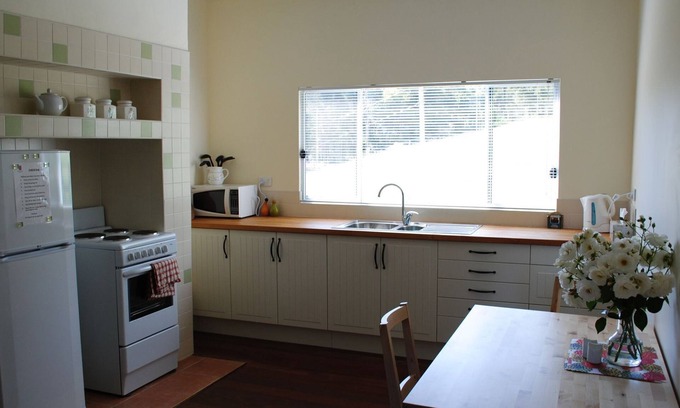 Bickley Cottage | Unforgettable Edenside Cottage Retreat in Perth Hills