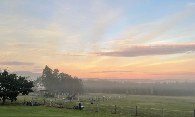Quorrobolong House | Experience Edenview: 6BR Farm Stay in Hunter Valley