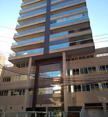 Praia do Morro Apartment | Cozy Edf Gil Nogueira: Oceanfront Escape at Praia do Morro