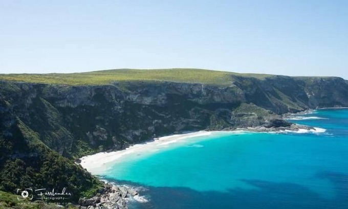 Kingscote House | Ocean View Getaway at Edgewater Escape Kangaroo Island