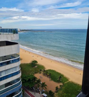 Vila Velha Apartment | Budget-Friendly Flat Praia da Costa with Oceanfront Pool