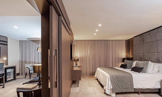 Matriz Apartment | Discover Edifício Praça Osório: Family-Friendly Stay