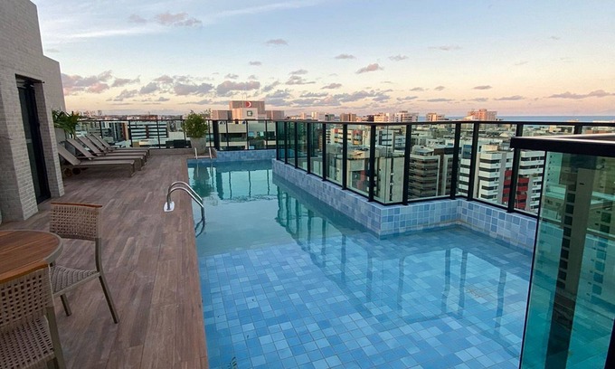 Ponta Verde Apartment | Edificio Liv P.Verde: Family-Friendly Retreat with Pool & Spa