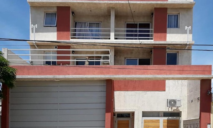 Santa Rosa Apartment | Edificio Parana: Guest Rated 9.6, Pet-Friendly Retreat