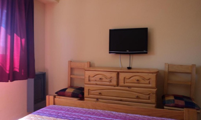 San Clemente Apartment | Highly Rated Edificio Riazor n° IX with Family-Friendly Amenities