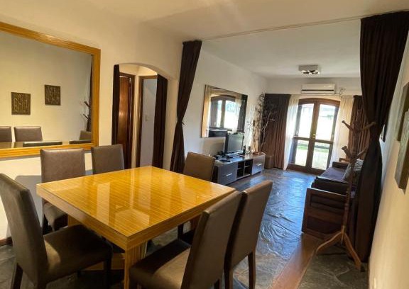 Punta Mogotes Apartment | Beautiful Edificio Waikiki: 4-Star Oceanfront Retreat