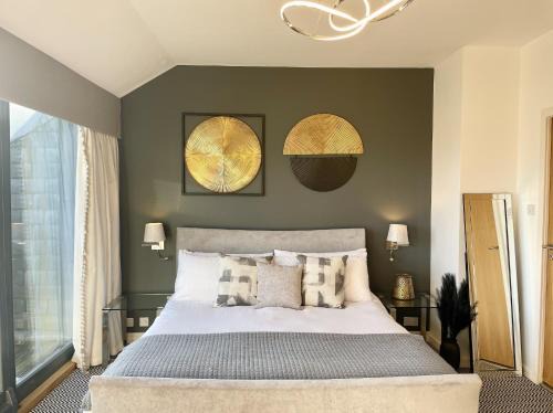 New Town Apartment | Elegant Edinburgh Penthouse 101 - Rated 9.3/10 with Breakfast